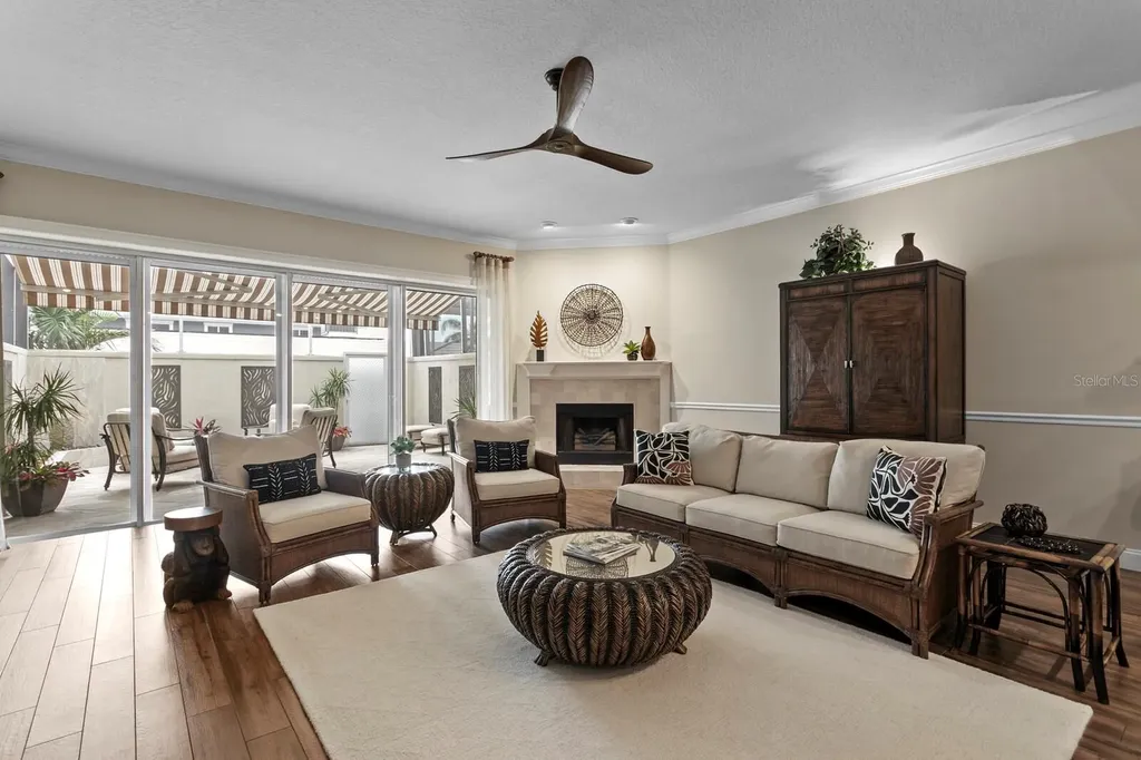 354 Larboard Way Clearwater Beach FL 33767