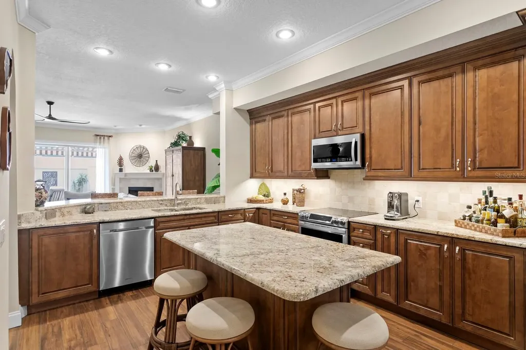 354 Larboard Way Clearwater Beach FL 33767