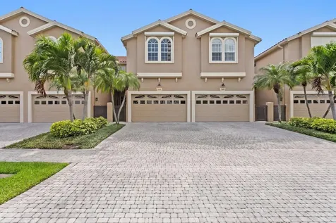354 Larboard Way Clearwater Beach FL 33767
