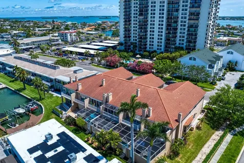 354 Larboard Way Clearwater Beach FL 33767
