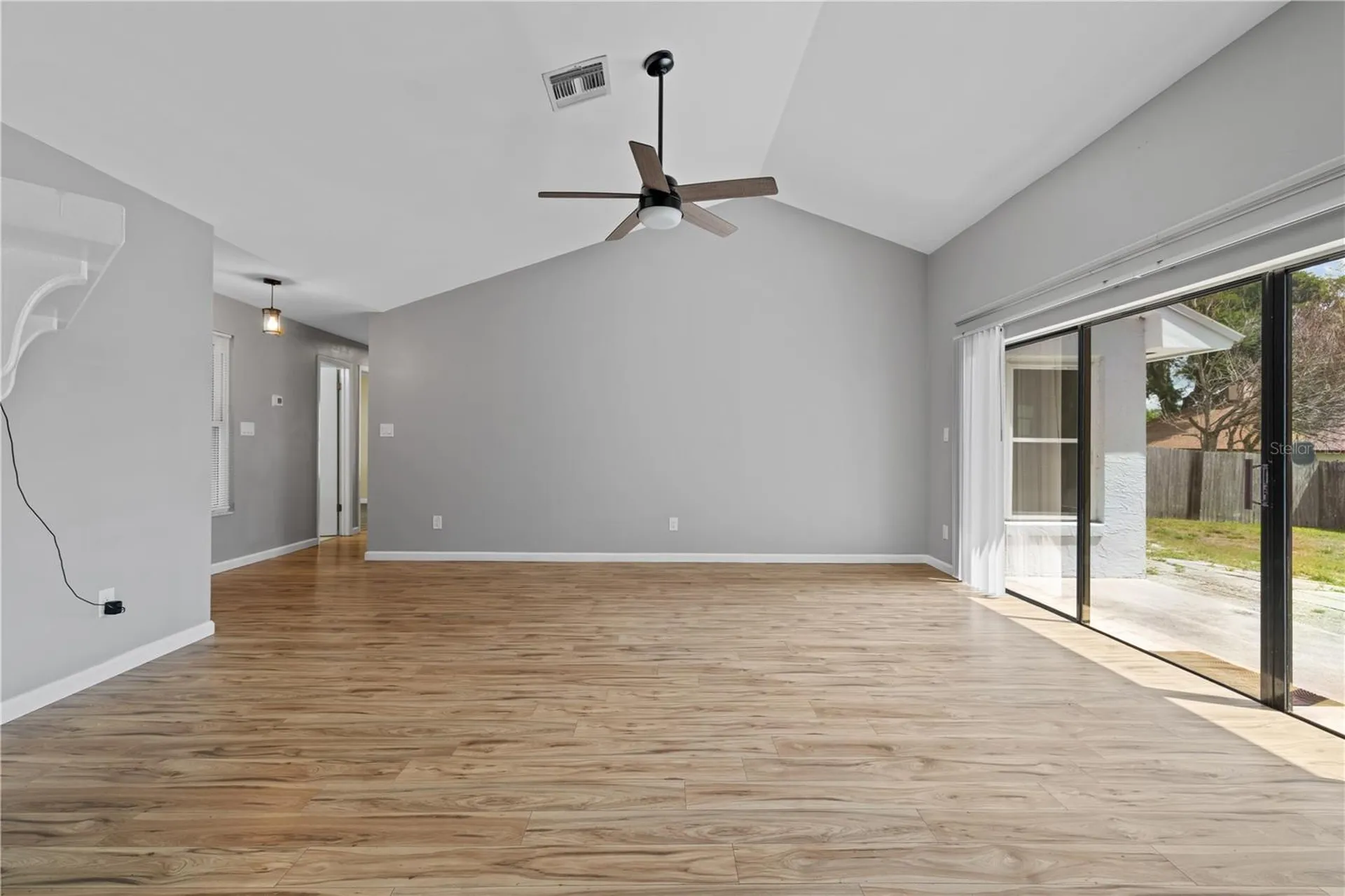 1049 Neely Street Oviedo FL 32765