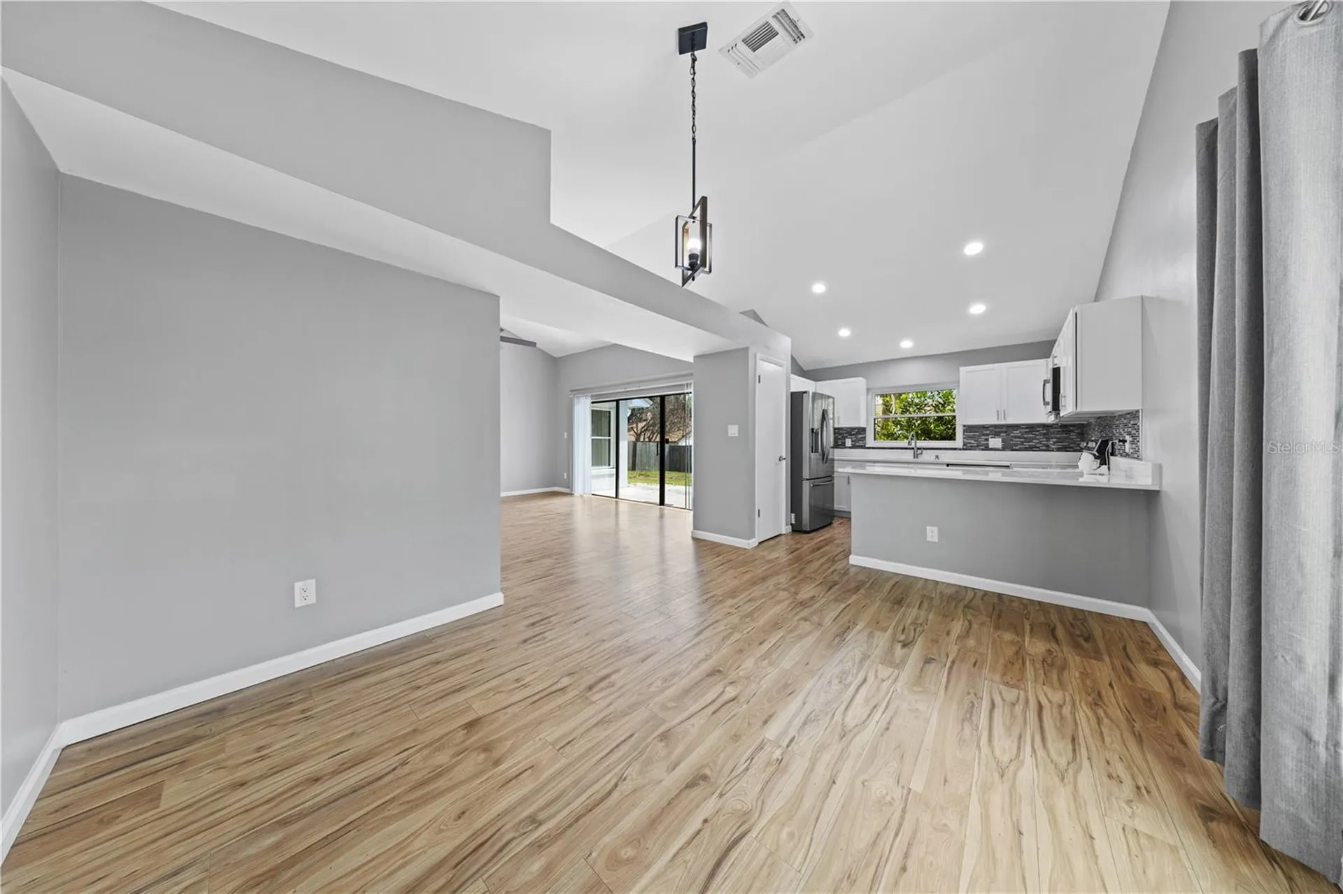 1049 Neely Street Oviedo FL 32765