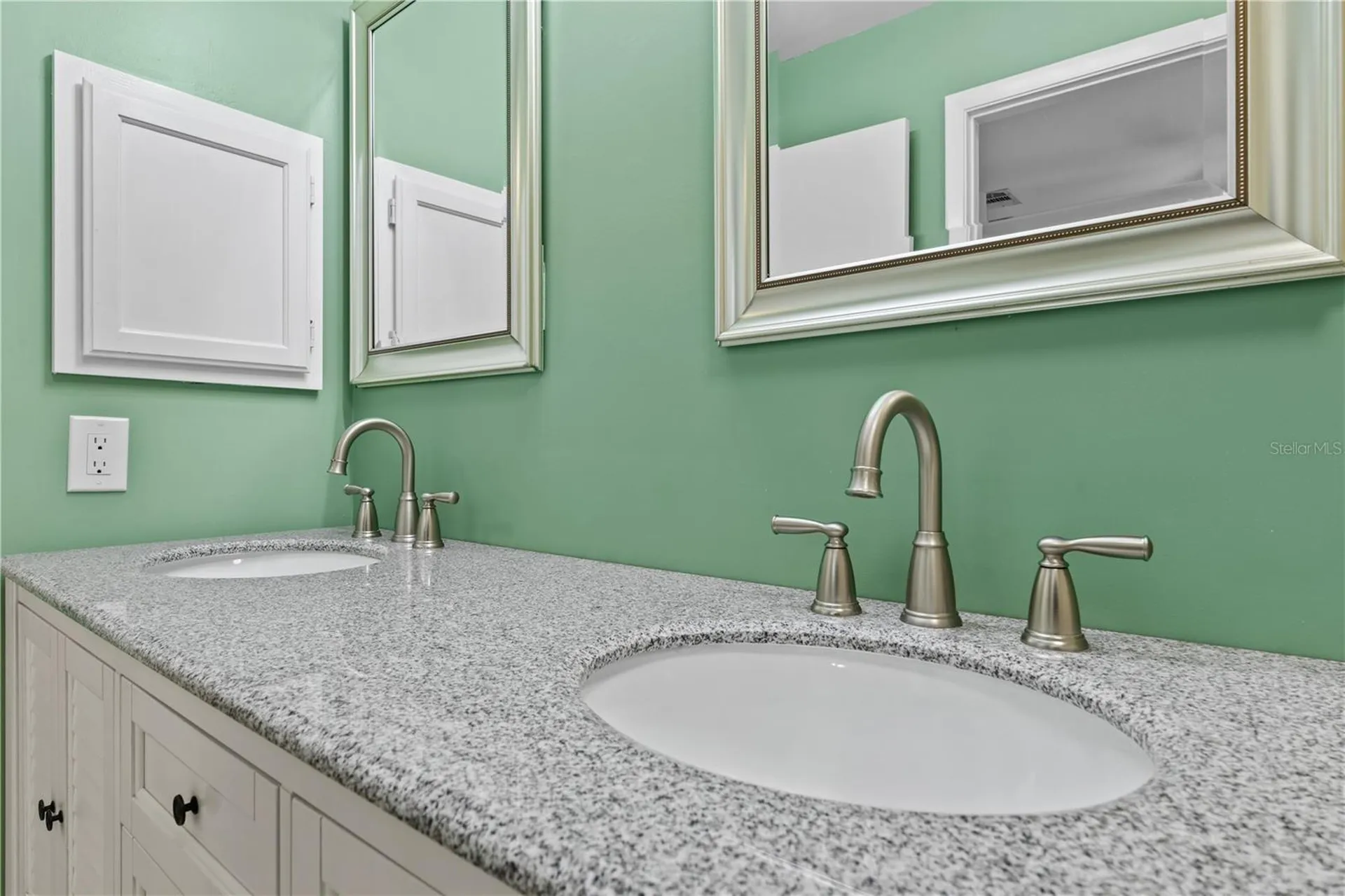 1049 Neely Street Oviedo FL 32765