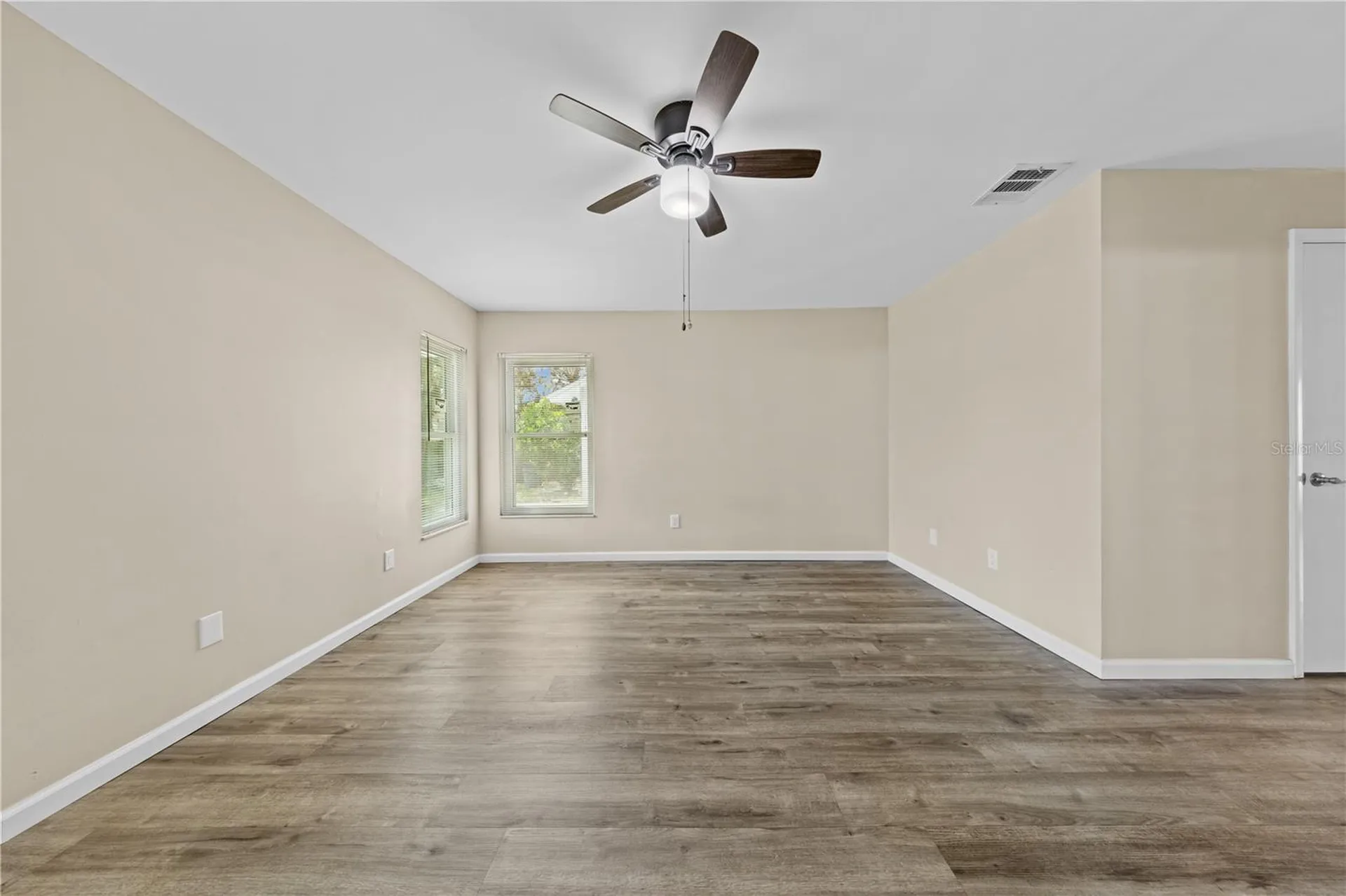 1049 Neely Street Oviedo FL 32765