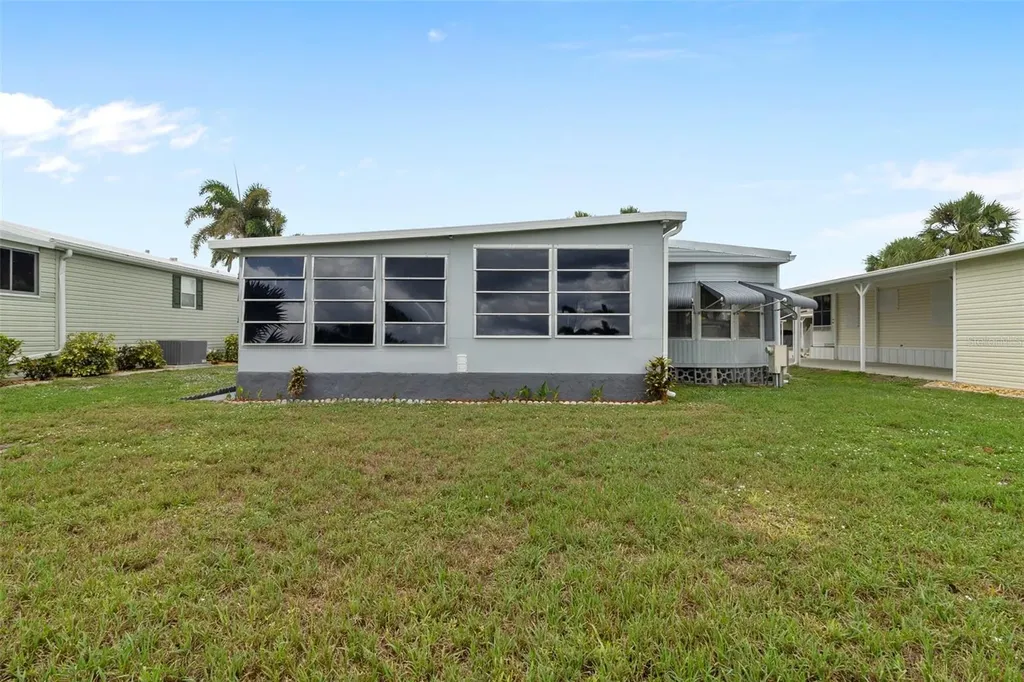 2100 Kings Highway Port Charlotte FL 33980