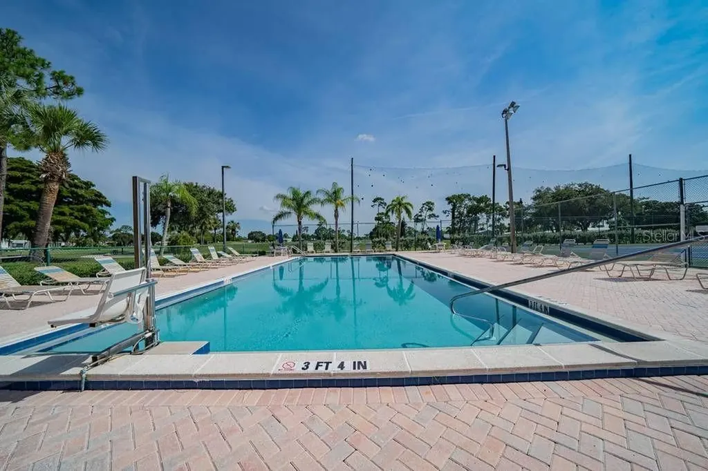2100 Kings Highway Port Charlotte FL 33980