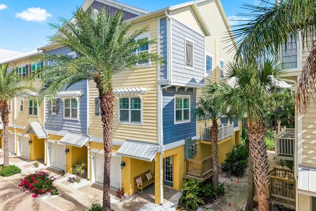3201 Nautical Place S St Petersburg FL 33712