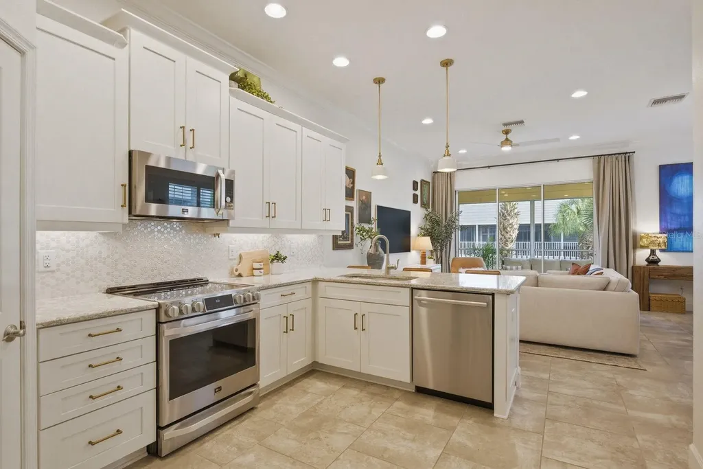 3201 Nautical Place S St Petersburg FL 33712
