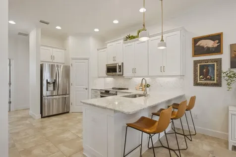 3201 Nautical Place S St Petersburg FL 33712