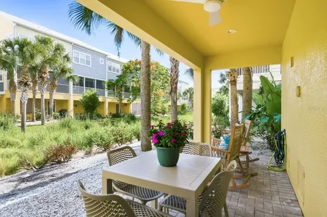 3201 Nautical Place S St Petersburg FL 33712
