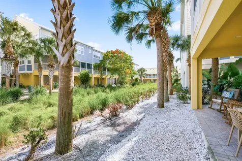 3201 Nautical Place S St Petersburg FL 33712