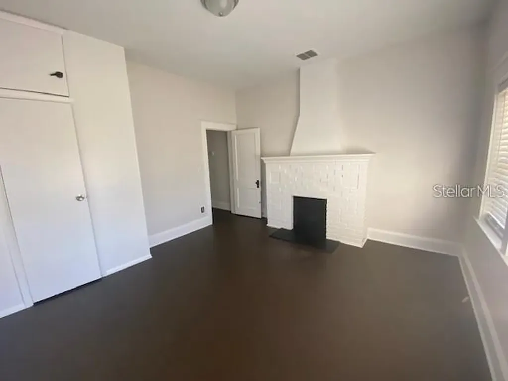 373 E Waldo Street Groveland FL 34736