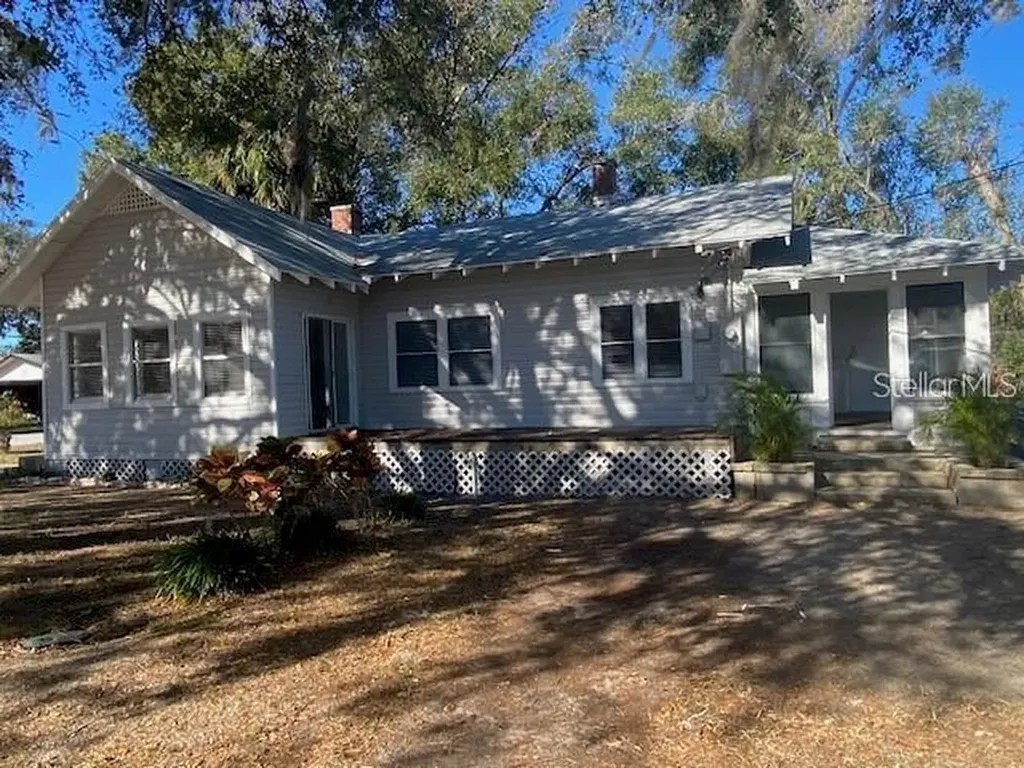373 E Waldo Street Groveland FL 34736