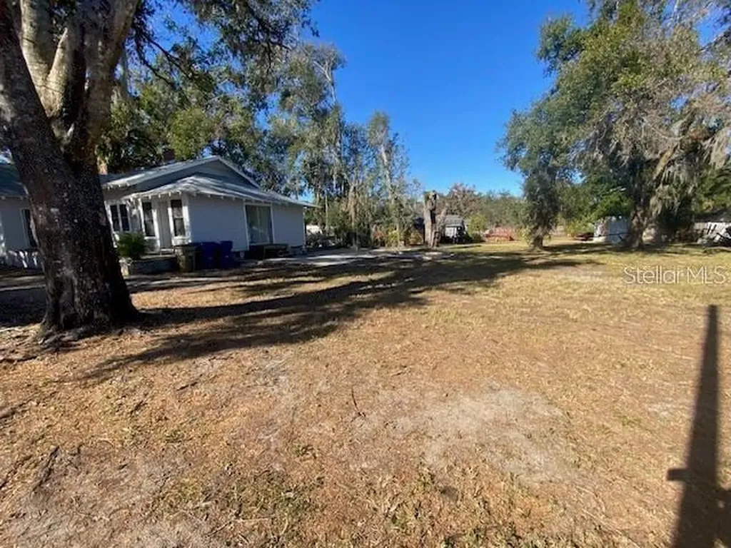 373 E Waldo Street Groveland FL 34736