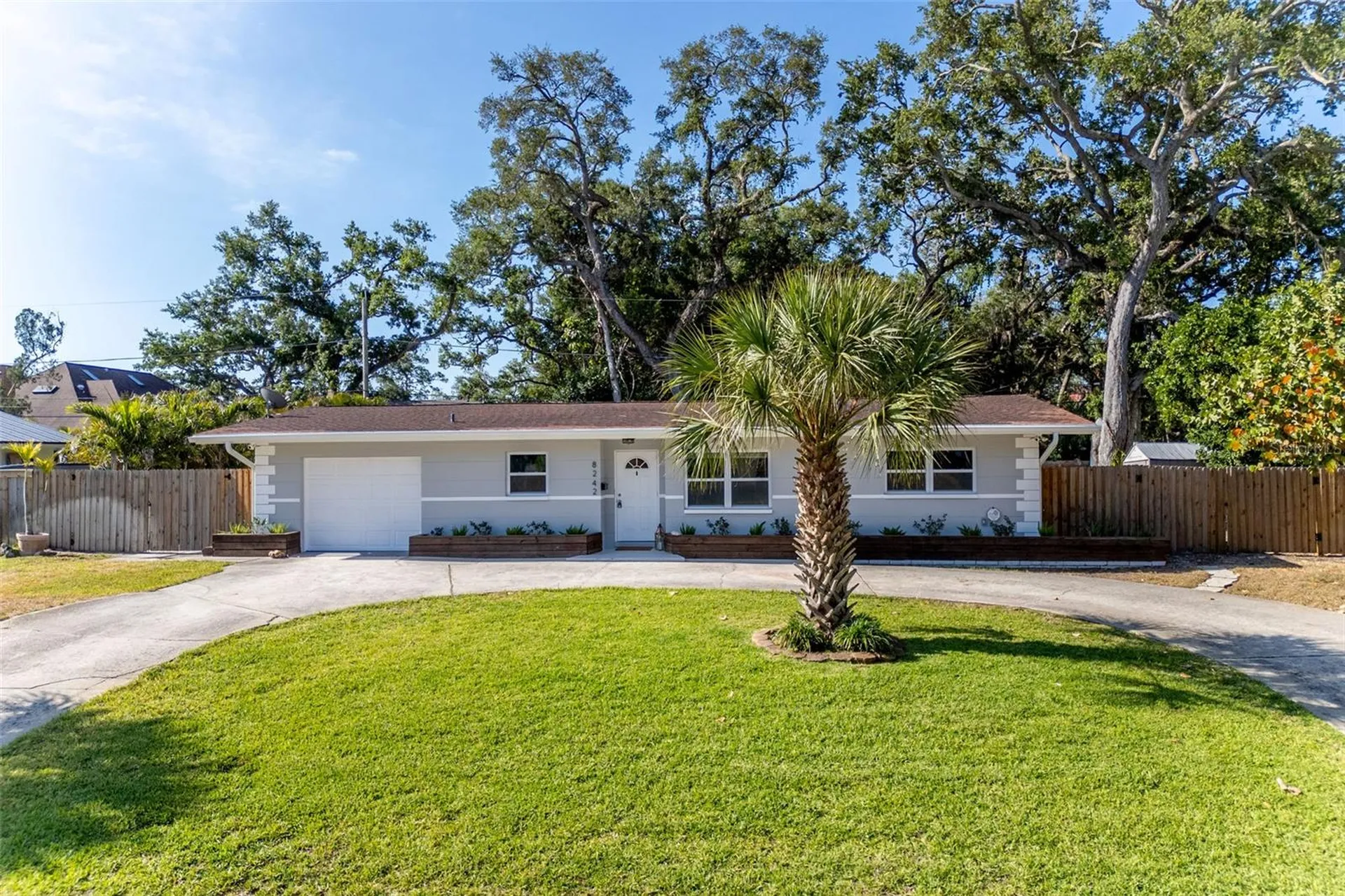 8242 31st Terrace N St Petersburg FL 33710