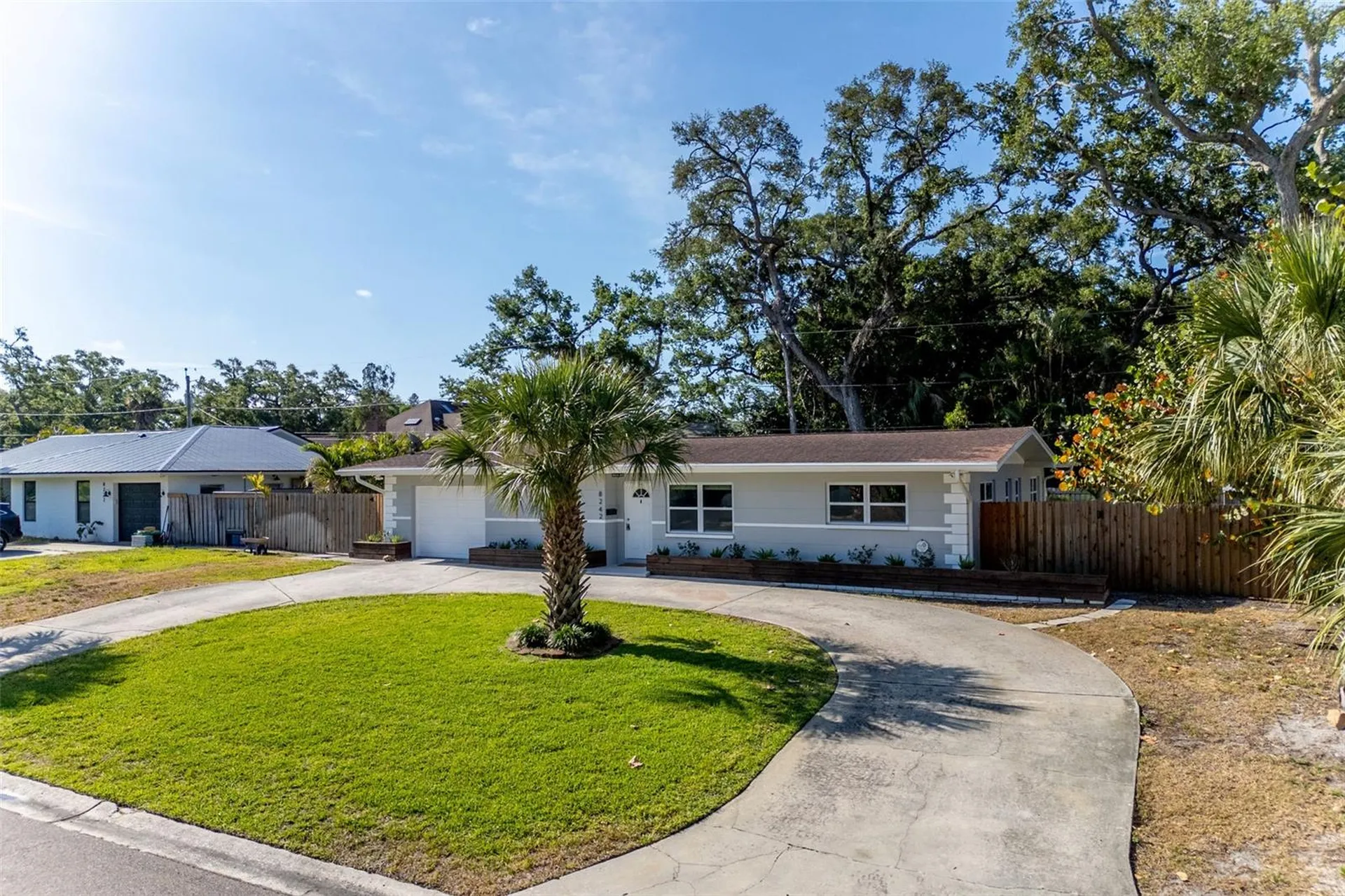 8242 31st Terrace N St Petersburg FL 33710
