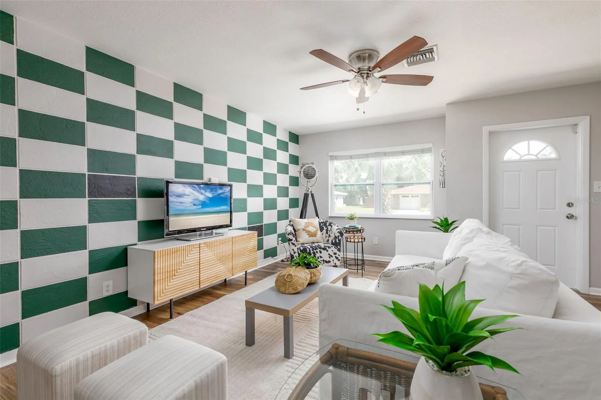 8242 31st Terrace N St Petersburg FL 33710