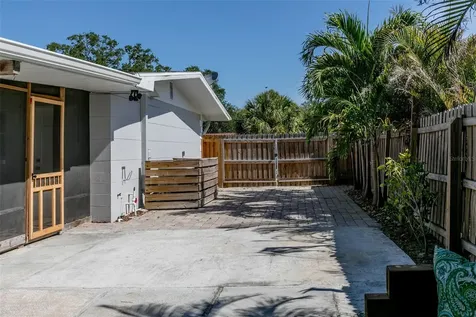 8242 31st Terrace N St Petersburg FL 33710