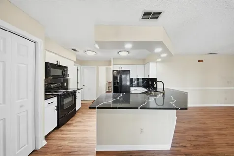 1409 Covington Court Lake Wales FL 33853