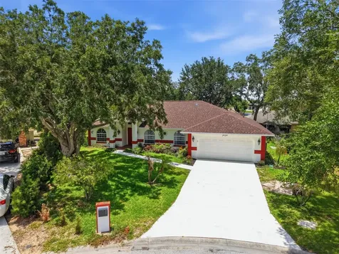1409 Covington Court Lake Wales FL 33853