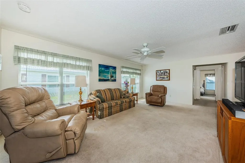 9175 42nd Street N Pinellas Park FL 33782