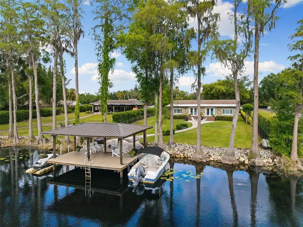 18520 Wayne Road Odessa FL 33556