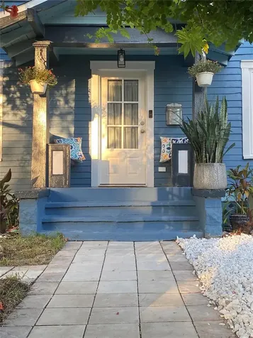 701 14th Street N St Petersburg FL 33705