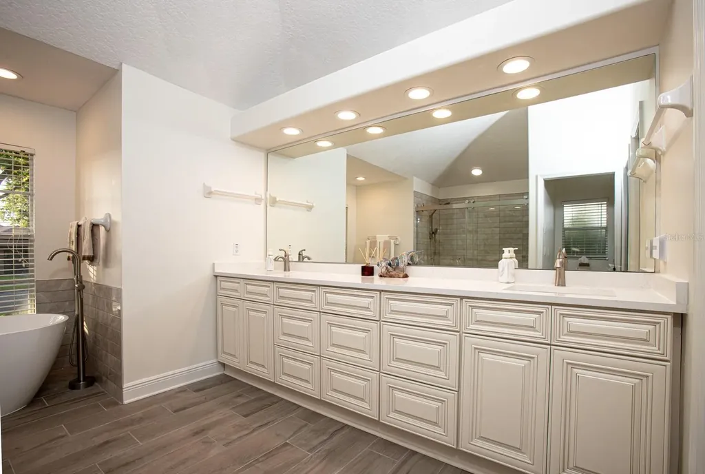 2897 Country Woods Lane Palm Harbor FL 34683