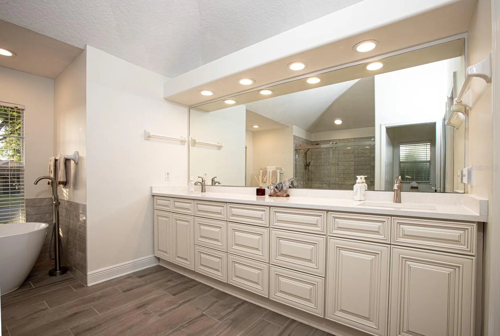 2897 Country Woods Lane Palm Harbor FL 34683