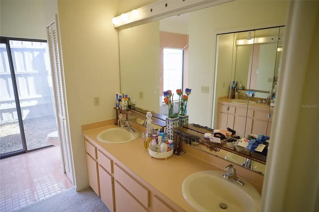 816 Pine Shadow Drive Apopka FL 32712