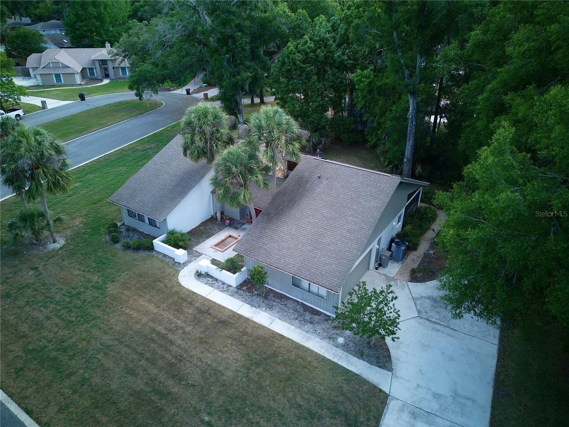 816 Pine Shadow Drive Apopka FL 32712