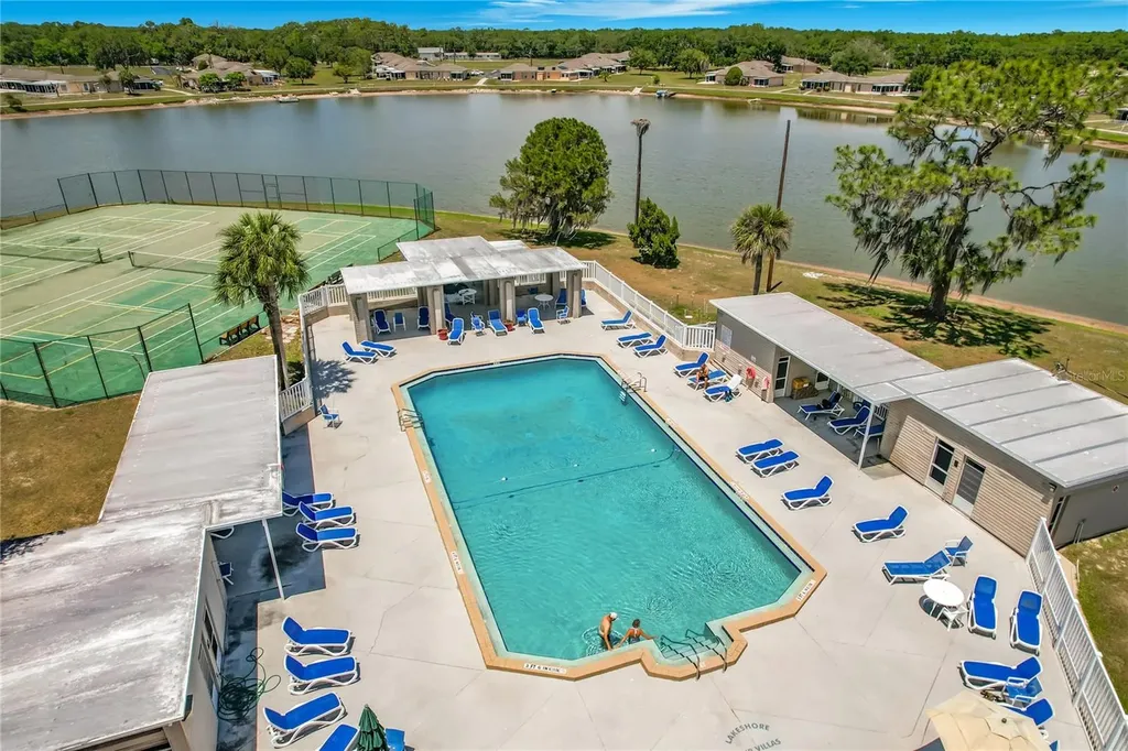 523 Club Circle Lake Wales FL 33898