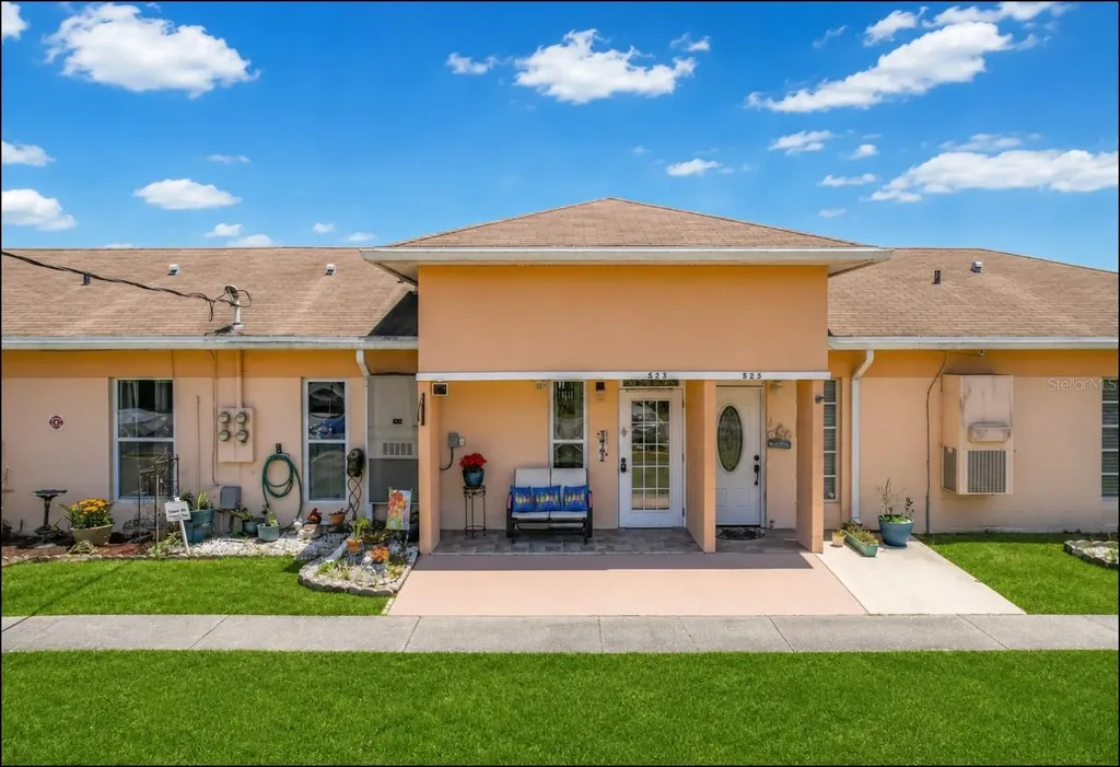 523 Club Circle Lake Wales FL 33898