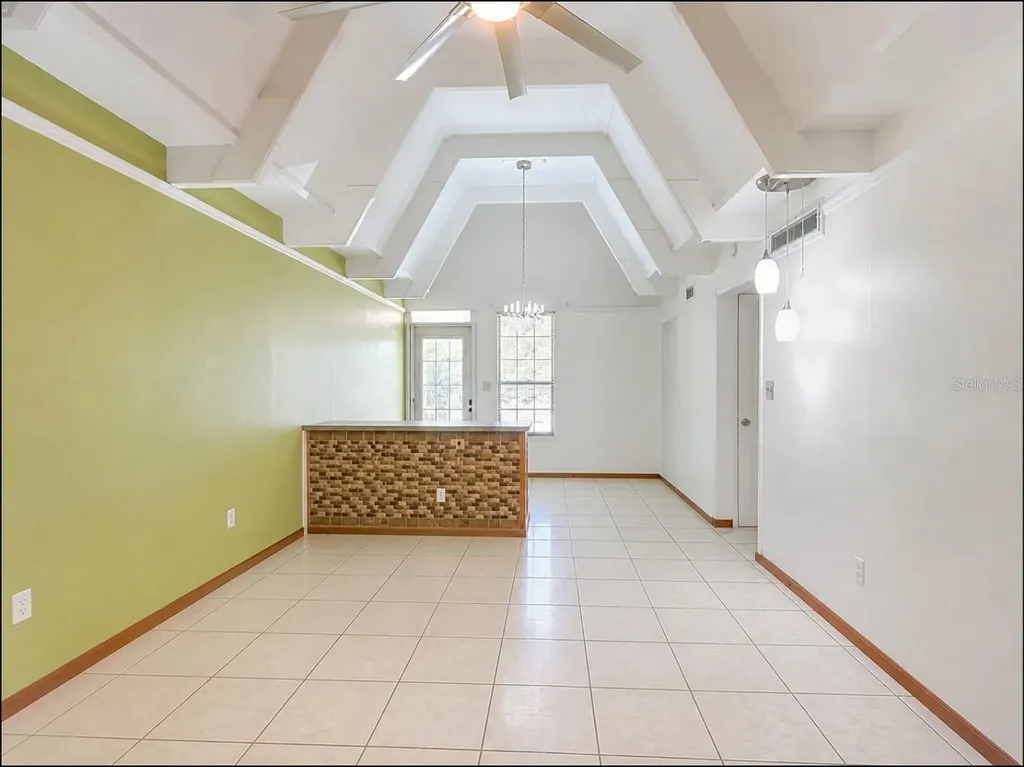 523 Club Circle Lake Wales FL 33898