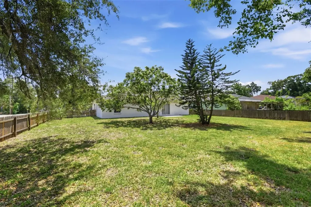 1812 34th Avenue E Bradenton FL 34208