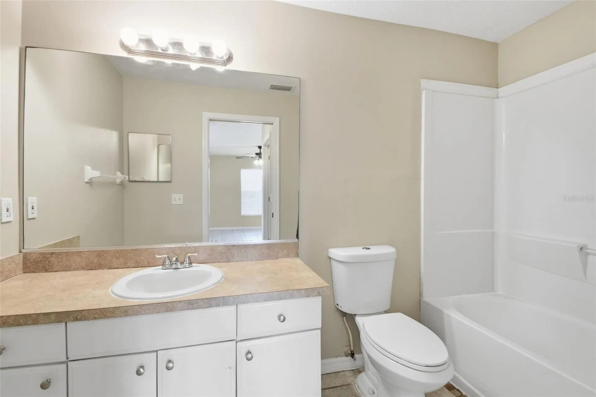 1812 34th Avenue E Bradenton FL 34208