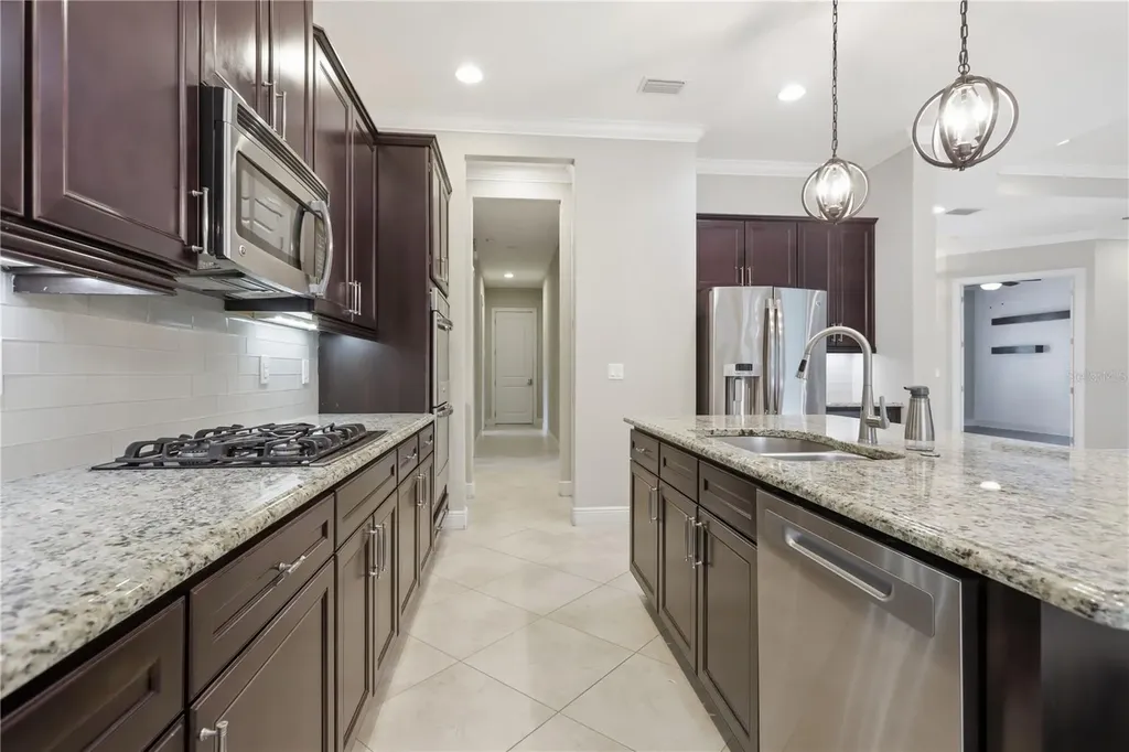112 Wisteria Lane Deland FL 32724