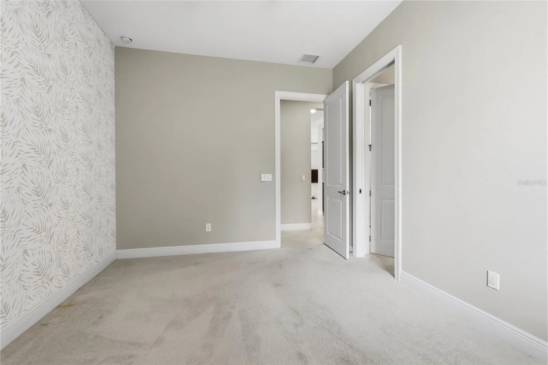 112 Wisteria Lane Deland FL 32724
