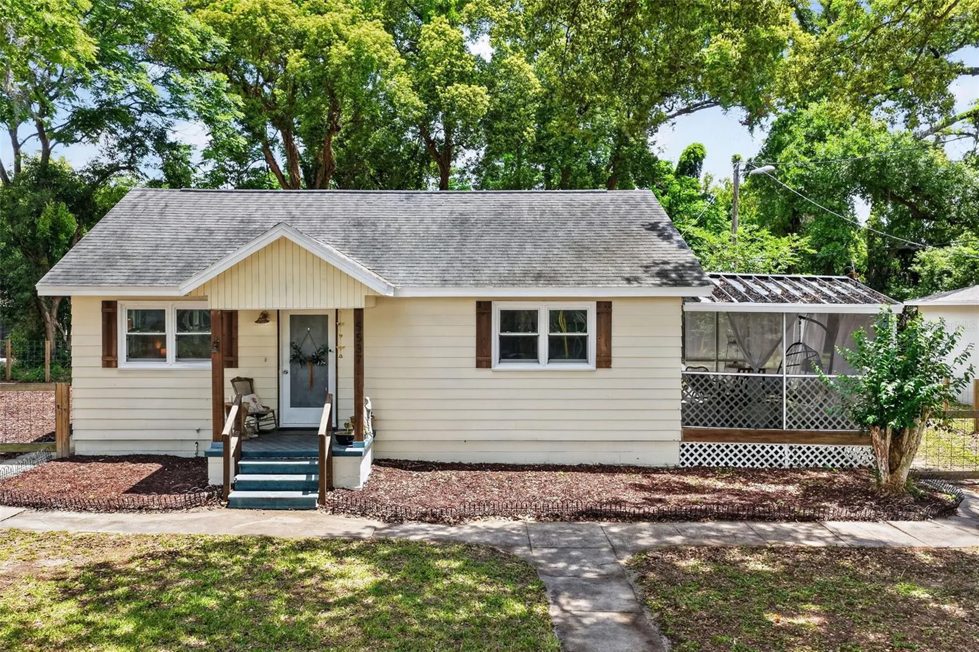 5537 Lake Street Mount Dora FL 32757