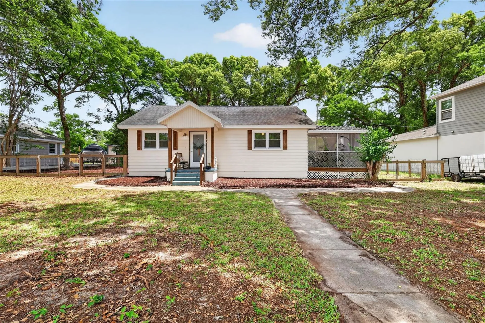 5537 Lake Street Mount Dora FL 32757