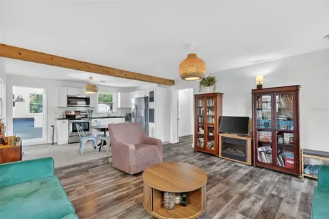 5537 Lake Street Mount Dora FL 32757