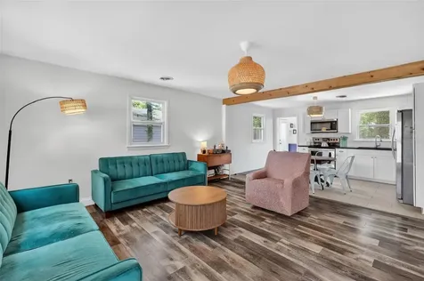 5537 Lake Street Mount Dora FL 32757