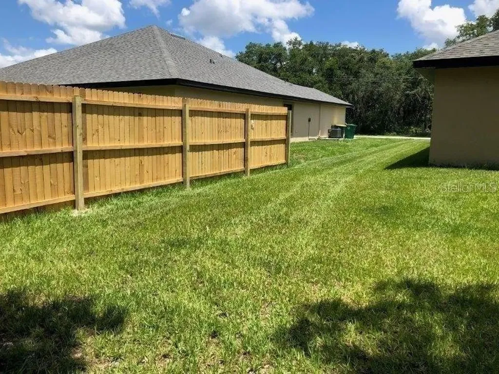 17121 Thompson Avenue Port Charlotte FL 33948