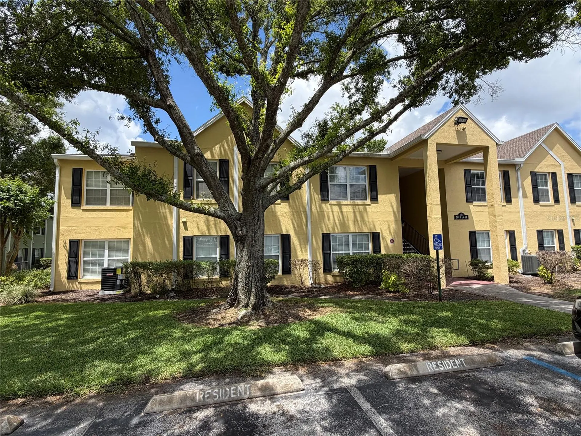 2013 Dixie Belle Drive Orlando FL 32812