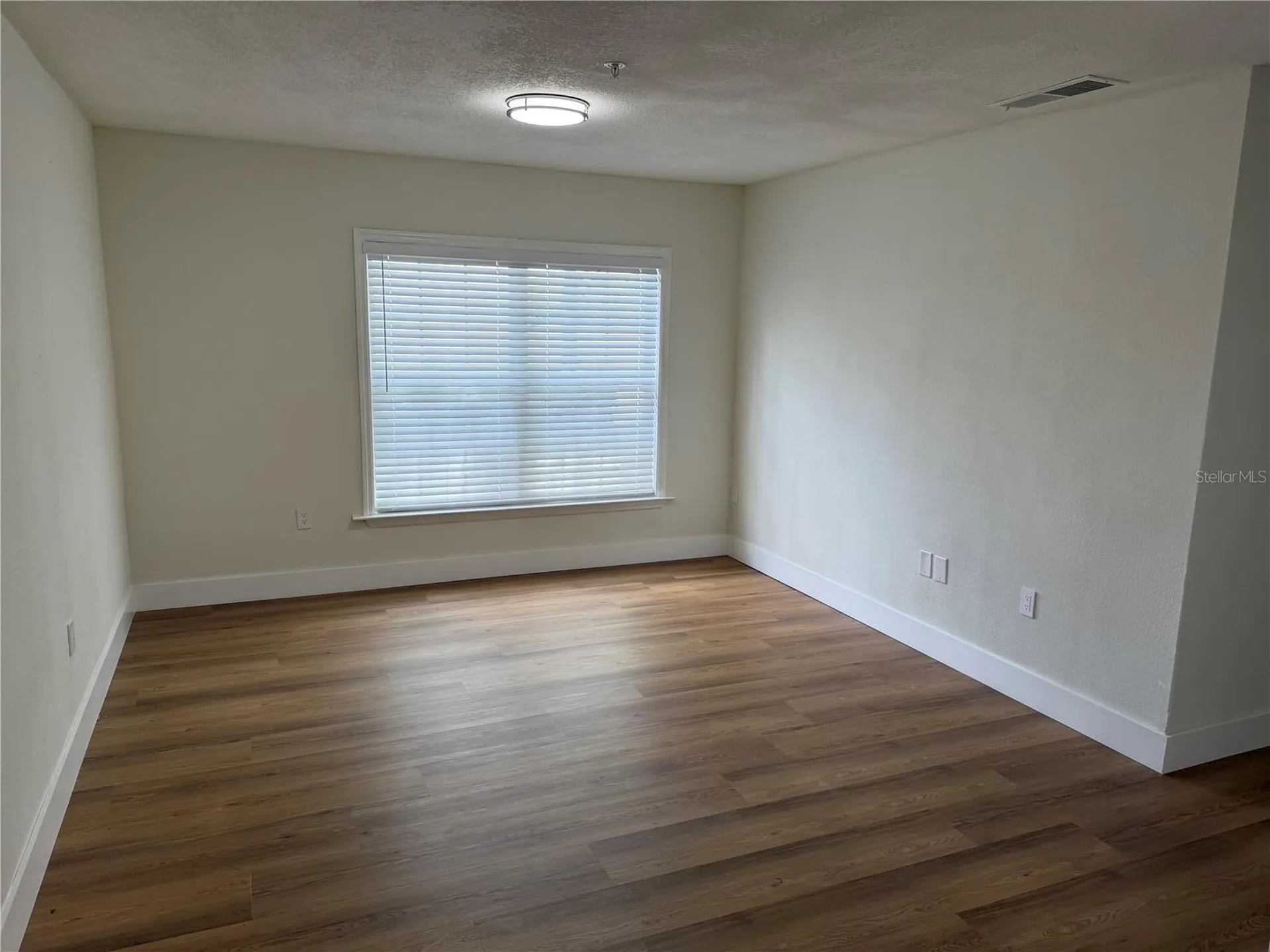 2013 Dixie Belle Drive Orlando FL 32812