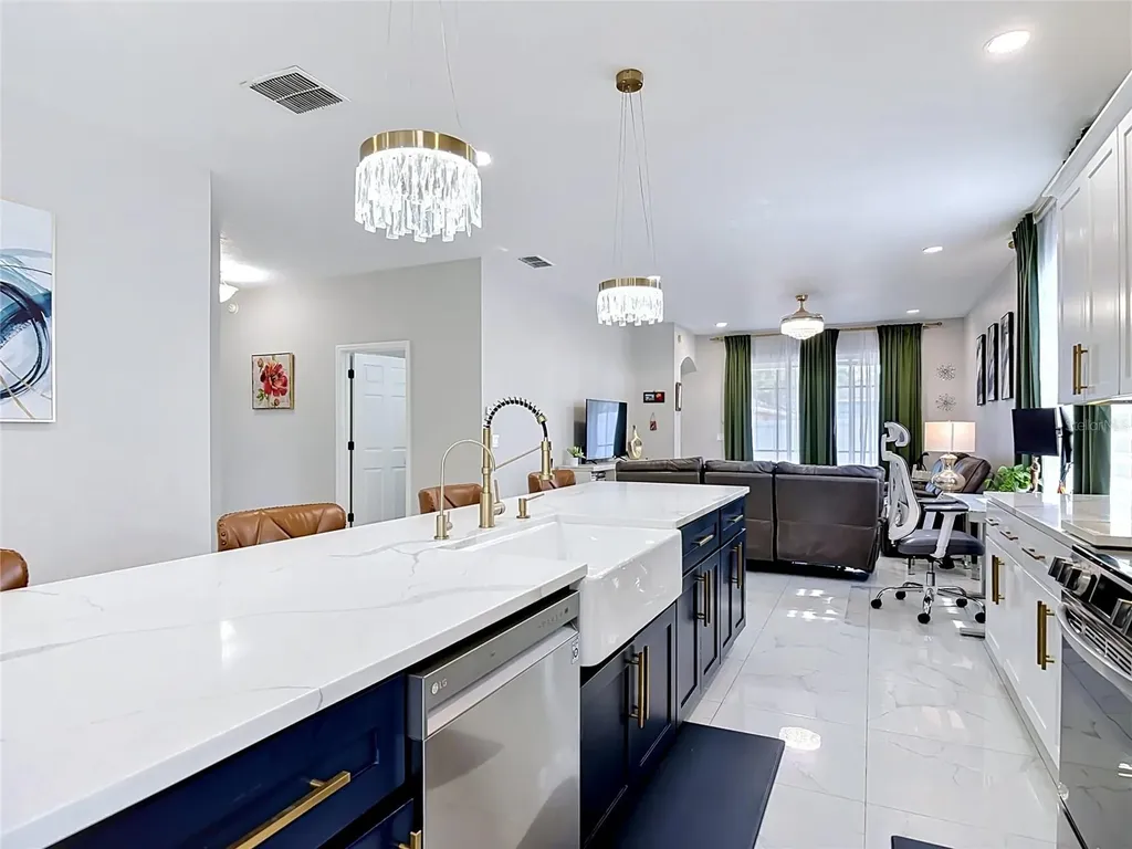 168 Bradwick Circle Debary FL 32713