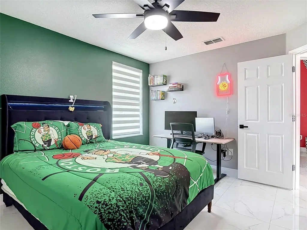 168 Bradwick Circle Debary FL 32713