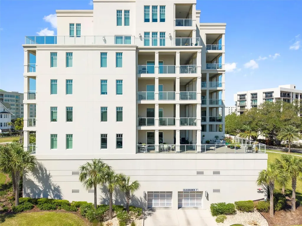 8 Palm Terrace Clearwater FL 33756