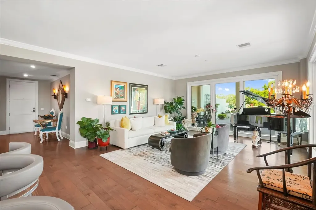 8 Palm Terrace Clearwater FL 33756