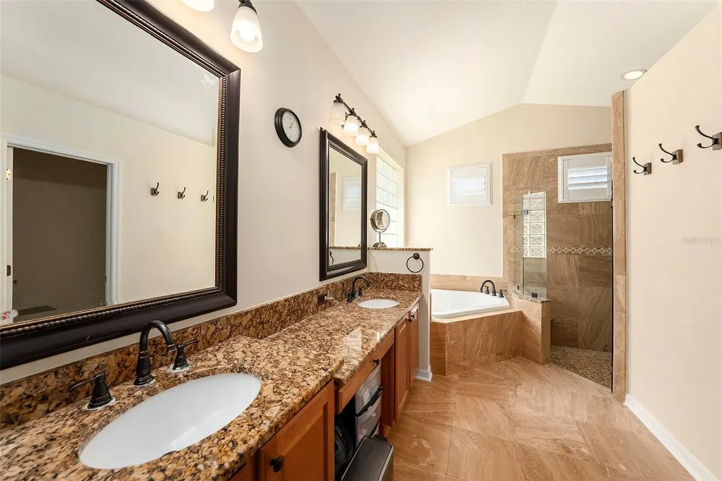 19328 Autumn Woods Avenue Tampa FL 33647